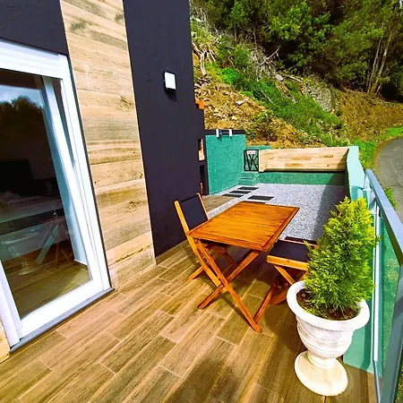 26 Steps Tatil Evi Calheta (Madeira)
