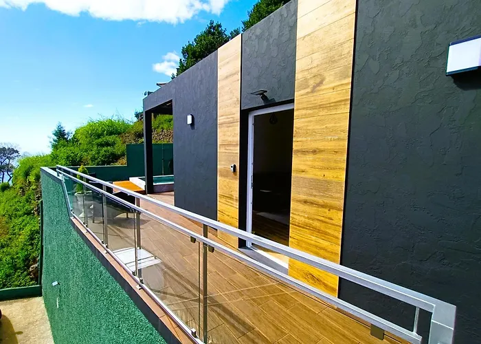 26 Steps Calheta (Madeira)